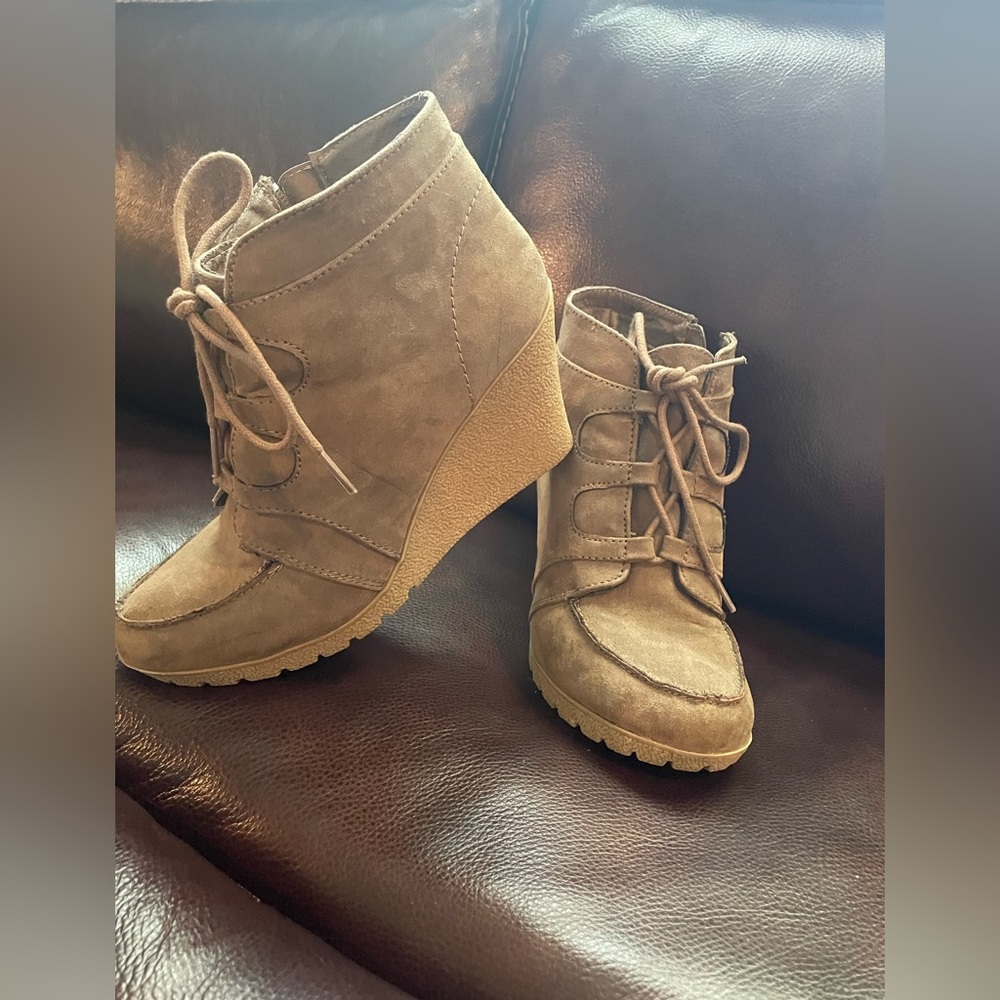 Maurices Wedge Boots